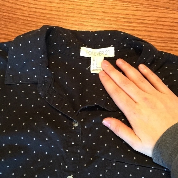Black and white polka dot top - Picture 2 of 4